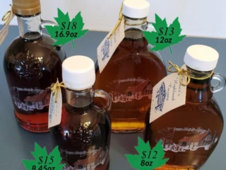 GLASS HANDLE Handle bottles of Highland County Maple Syrup